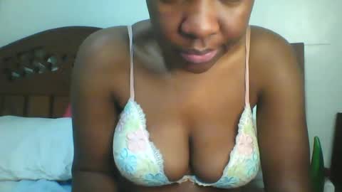 whitney_ly online show from June 2026 05:21:02 AM