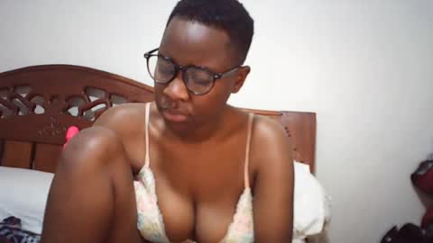 whitney_ly online show from July 2026 08:21:01 AM