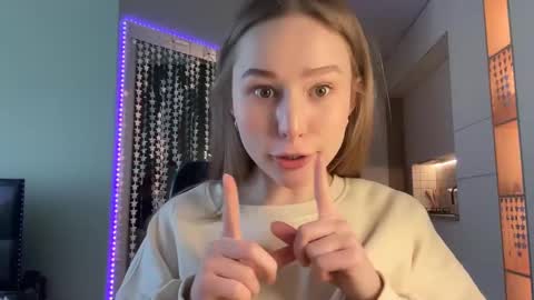 Alisa online show from January 2025 09:47:02 AM