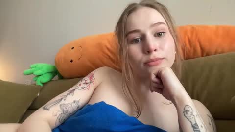 Alisa online show from January 2025 09:43:02 AM