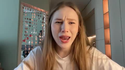 Alisa online show from March 2025 07:12:02 AM