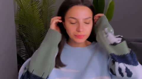 whoislulu online show from December 2024 09:58:01 PM