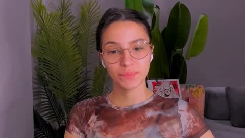 whoislulu online show from December 2024 07:52:02 PM