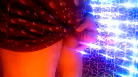 whor4mor online show from January 2025 05:00:01 PM