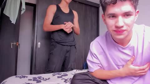 Snapshot of whos_he chatting on December 2025 04:38:01 PM whos_he online show from December 2025 04:38:01 PM