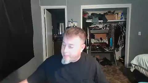 Snapshot of whydoidothis77 chatting on November 2025 02:44:02 AM whydoidothis77 online show from November 2025 02:44:02 AM