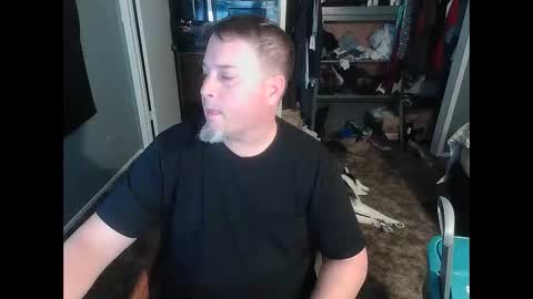 Snapshot of whydoidothis77 chatting on February 2026 04:41:02 AM whydoidothis77 online show from February 2026 04:41:02 AM