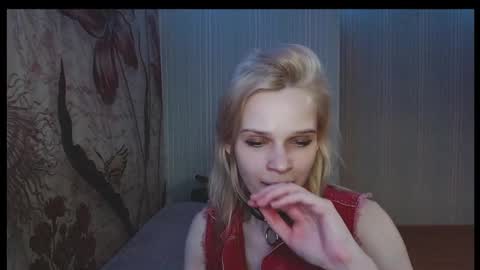 Snapshot of wicky_hey chatting on March 2025 03:21:02 AM Victoria online show from March 2025 03:21:02 AM