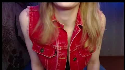 Snapshot of wicky_hey chatting on November 2025 06:19:02 PM Victoria online show from November 2025 06:19:02 PM