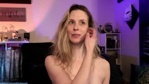 Snapshot of widthofapeach chatting on February 2025 03:50:01 AM Gretchen Jimmy online show from February 2025 03:50:01 AM