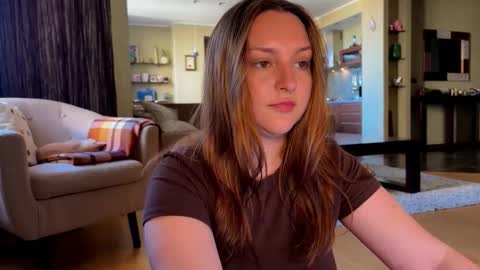 Snapshot of wievin chatting on September 2025 11:43:01 AM VI online show from September 2025 11:43:01 AM