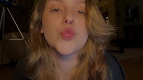 Snapshot of wievin chatting on January 2026 01:59:01 PM VI online show from January 2026 01:59:01 PM