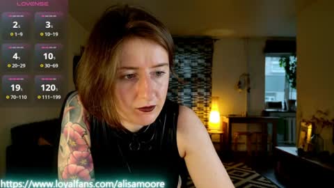 wild_peony online show from July 2026 01:39:01 PM