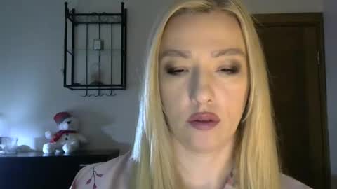 Alina online show from February 2025 08:19:02 AM