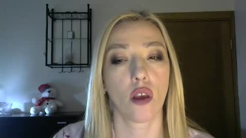 Alina online show from February 2025 11:23:02 AM