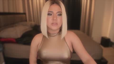 BELLA online show from December 2024 04:25:01 AM