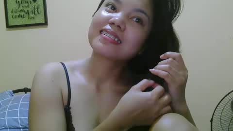 Snapshot of wildcamille chatting on February 2025 03:45:01 AM camille online show from February 2025 03:45:01 AM