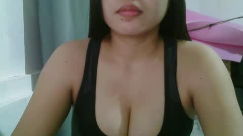 Snapshot of wildcamille chatting on September 2025 11:06:02 PM camille online show from September 2025 11:06:02 PM