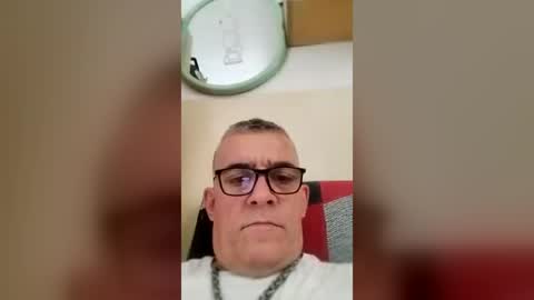 Snapshot of wildeglide chatting on June 2026 09:57:02 AM wildeglide online show from June 2026 09:57:02 AM