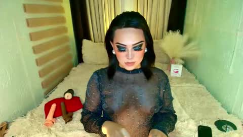 Snapshot of wildhotivana chatting on September 2025 03:43:01 AM ivana online show from September 2025 03:43:01 AM