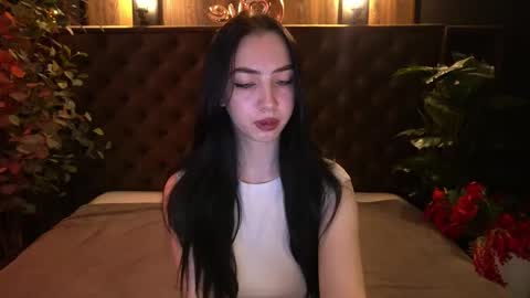 Alena online show from May 2026 06:18:01 AM