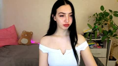 Alena online show from May 2026 05:24:02 AM