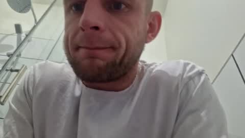 wildmike93 online show from February 2026 09:08:02 PM