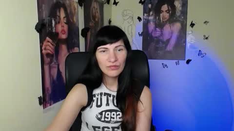 Rosalinda online show from May 2026 05:25:01 AM