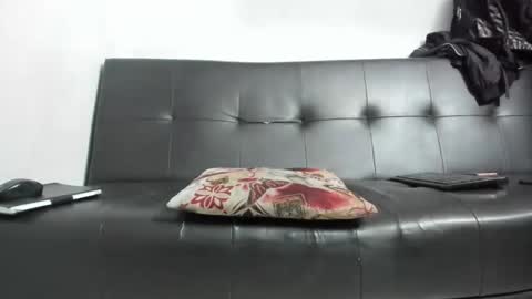 Snapshot of wilfer484725 chatting on January 2025 11:43:01 AM wilfer online show from January 2025 11:43:01 AM