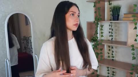 Snapshot of wilhelminawicklin chatting on February 2026 09:39:01 AM Yuka online show from February 2026 09:39:01 AM