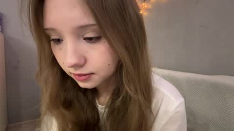 Olivia online show from April 2026 05:21:01 PM
