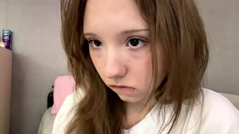 Olivia online show from May 2026 12:45:02 PM