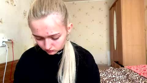 Sophia online show from April 2026 11:49:01 AM