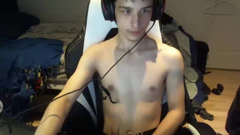 Snapshot of willfro_ chatting on October 2025 01:39:01 AM willfro_ online show from October 2025 01:39:01 AM