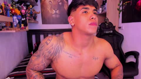 Snapshot of william_dracko9 chatting on December 2024 06:52:01 AM Dracko online show from December 2024 06:52:01 AM