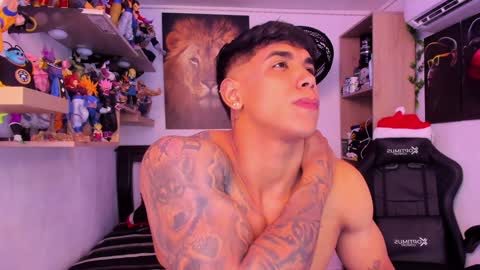 Snapshot of william_dracko9 chatting on December 2024 06:10:02 AM Dracko online show from December 2024 06:10:02 AM