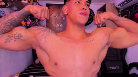 Snapshot of william_dracko9 chatting on December 2024 05:59:02 AM Dracko online show from December 2024 05:59:02 AM