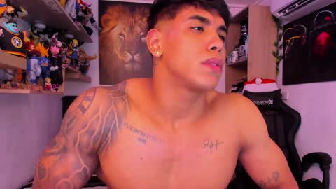 Snapshot of william_dracko9 chatting on December 2024 09:47:02 AM Dracko online show from December 2024 09:47:02 AM