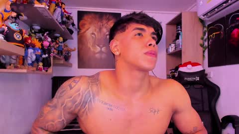 Snapshot of william_dracko9 chatting on December 2024 03:47:01 AM Dracko online show from December 2024 03:47:01 AM