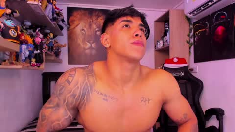 Snapshot of william_dracko9 chatting on December 2024 07:10:01 PM Dracko online show from December 2024 07:10:01 PM