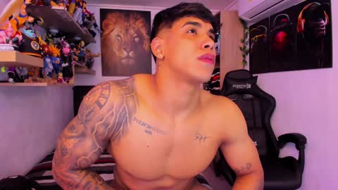 Snapshot of william_dracko9 chatting on January 2025 05:18:02 AM Dracko online show from January 2025 05:18:02 AM