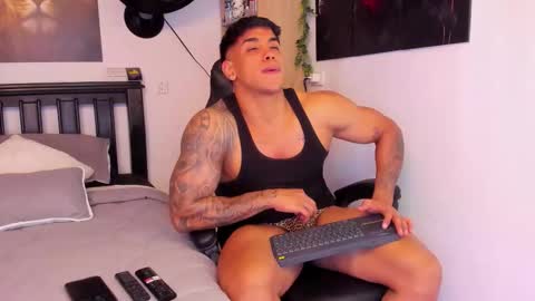 Snapshot of william_dracko9 chatting on October 2025 04:22:02 AM Dracko online show from October 2025 04:22:02 AM