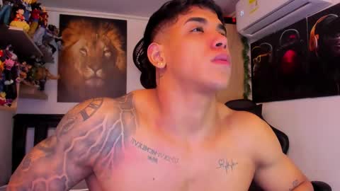 Snapshot of william_dracko9 chatting on October 2025 03:52:02 AM Dracko online show from October 2025 03:52:02 AM