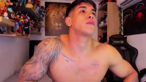 Snapshot of william_dracko9 chatting on November 2025 02:32:01 AM Dracko online show from November 2025 02:32:01 AM