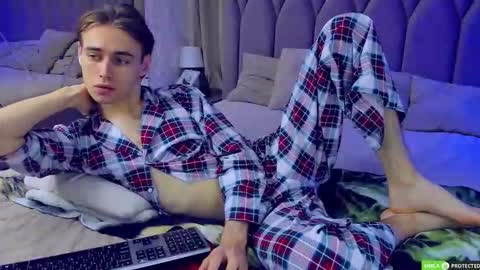 Snapshot of williamdyson chatting on September 2025 03:08:02 AM William online show from September 2025 03:08:02 AM