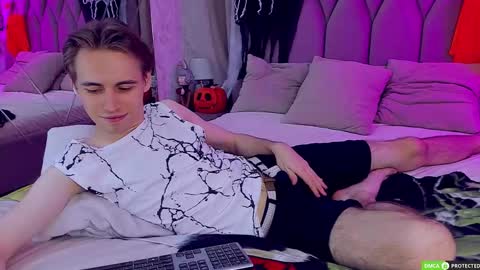 Snapshot of williamdyson chatting on October 2025 03:14:01 AM William online show from October 2025 03:14:01 AM