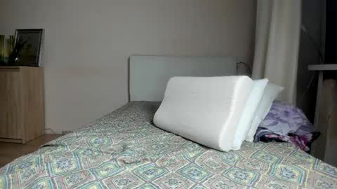 Snapshot of willlytr chatting on April 2026 07:44:01 PM Wilhelmina better Willy online show from April 2026 07:44:01 PM