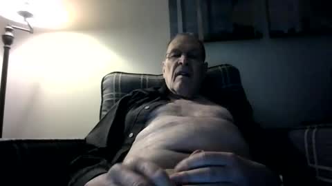 Willhedoher online show from December 2024 05:53:02 PM