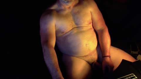 Snapshot of willwill2222 chatting on November 2025 04:58:02 AM John online show from November 2025 04:58:02 AM