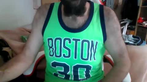 willy90escamilla online show from May 2026 06:10:02 AM